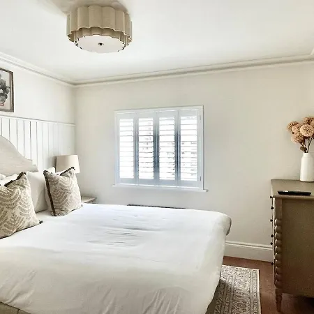 Boyce's Clifton - 1 * Bristol